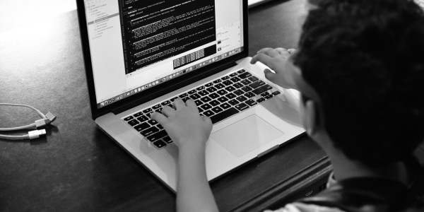 Delitos Informáticos Priego · Pornografía en la Red / Redes Sociales / Internet